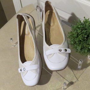 NWOT Naturalizer Slip on Summer Flat Size 9 1/2 M